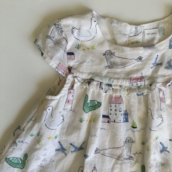 John Lewis Dress Seaside Summer Scene Lighthouse White Size 2T 3T 2-3 Years - Picture 2 of 7